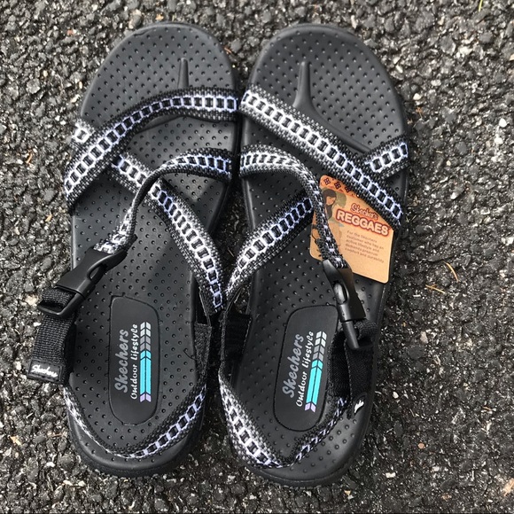 sketcher chacos
